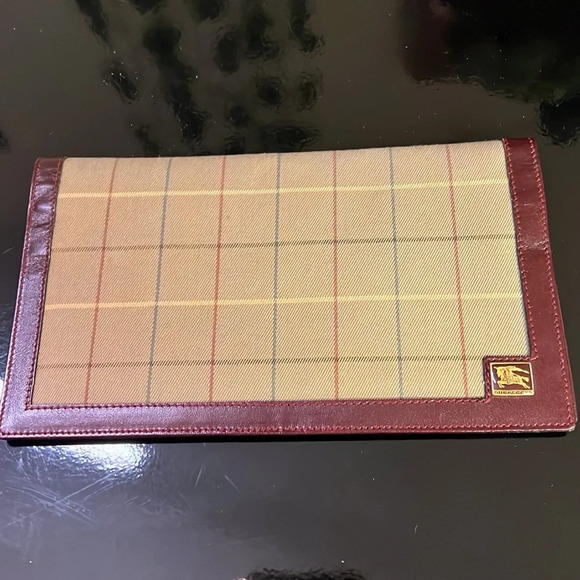 Vintage Burberry fold over wallet - Picture 3 of 9